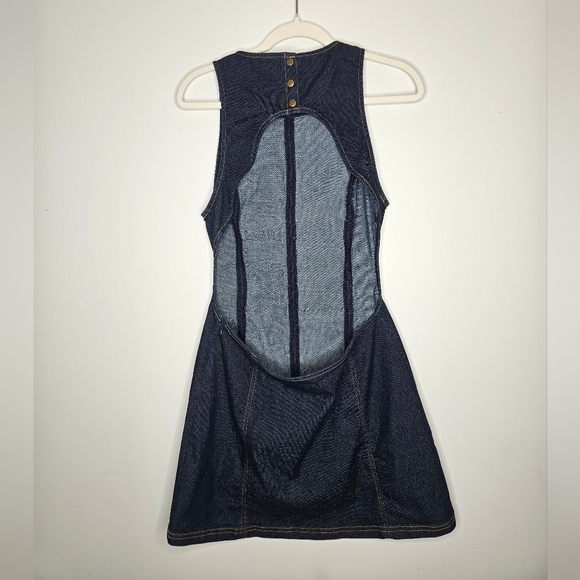 Silence + Noise Lilith Denim Cutout Shift Dress - Picture 11 of 13